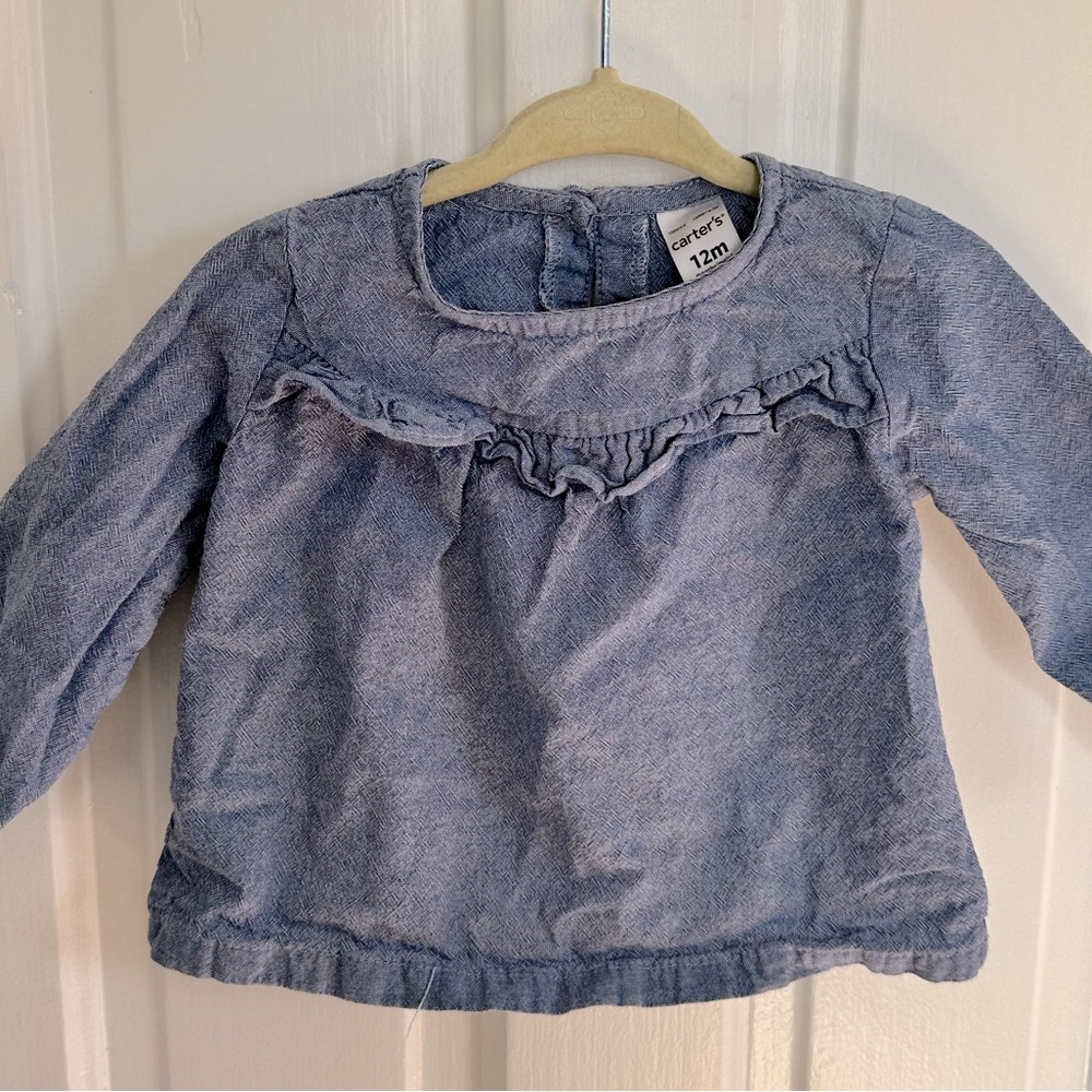 Carter’s chambray top size 12m